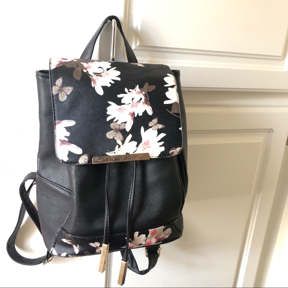 Purse backpack